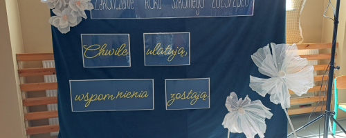 Uroczystość zakończenia roku szkolnego klas VIII 